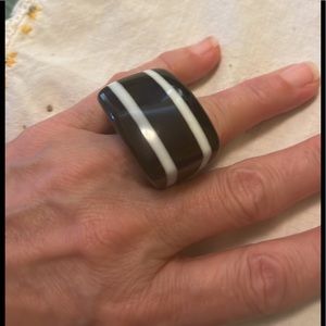 Vintage Black & White Lucite statement cocktail ring. Very Unique.